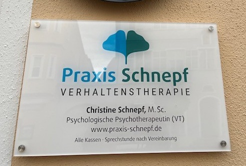 Schild außen groß Psychotherapiepraxis Schnepf Dillingen - Praxisschild